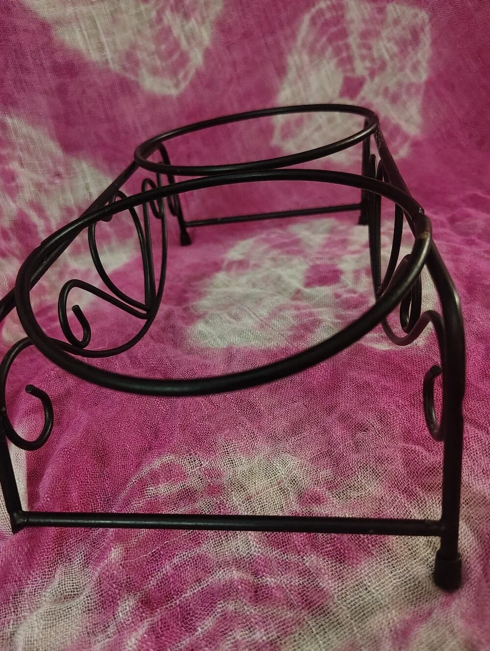 Title: Set of 2 Wrought Iron Dog Bone Raised Pet Bowl Stands Black Scrollwork